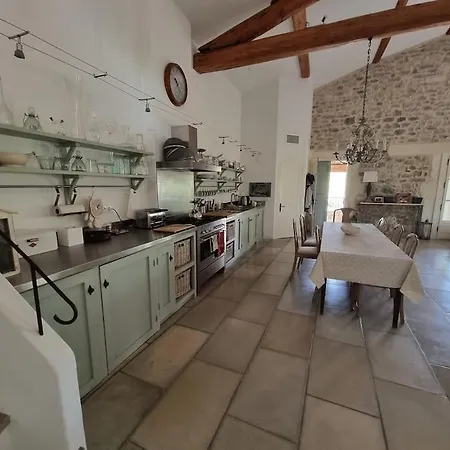 Villa Villa privée à Montaud Elégance et tranquillité