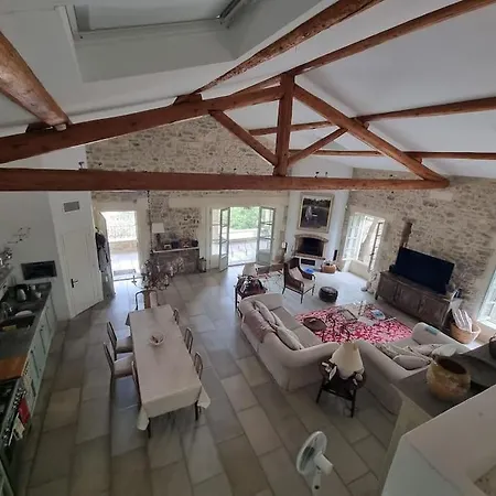 Villa privée à Montaud Elégance et tranquillité * Montaud (Herault)
