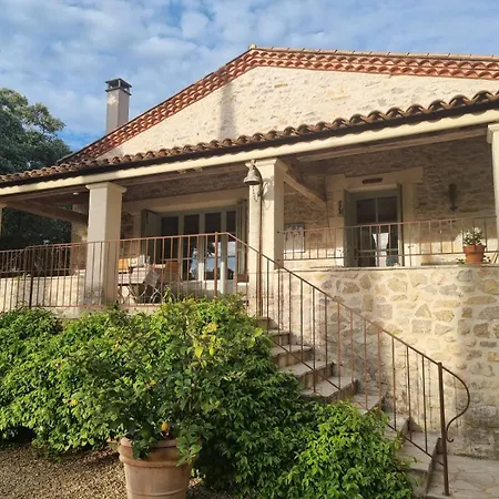 Villa privée à Montaud Elégance et tranquillité * Montaud (Herault)