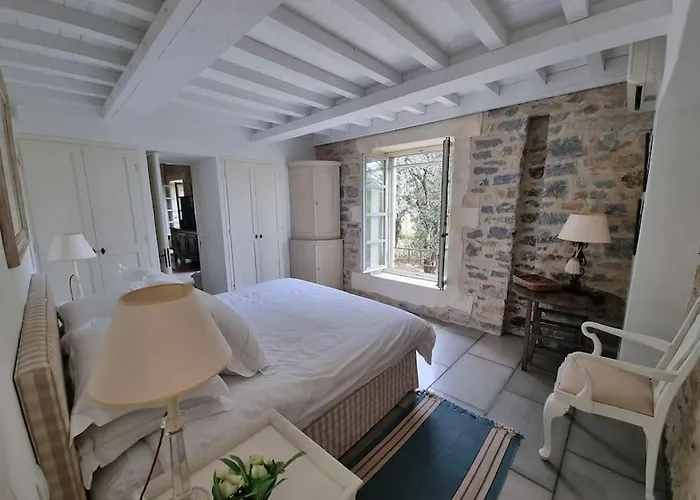 Magnifique A * Montaud (Herault)